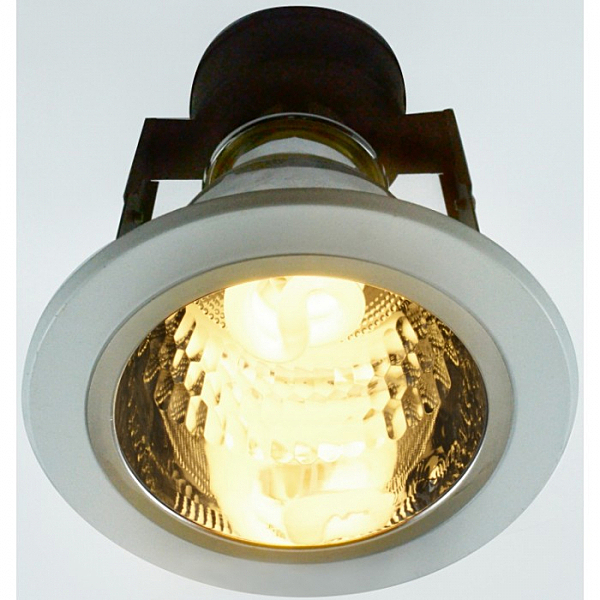 Встраиваемый светильник Arte Lamp DOWNLIGHTS A8044PL-1WH